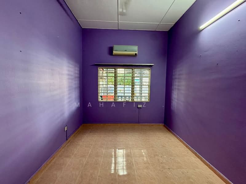 Rumah Teres untuk Dijual di Seksyen 25 (Shah Alam) - Mahafiz . - PropertyGuru.com.my
