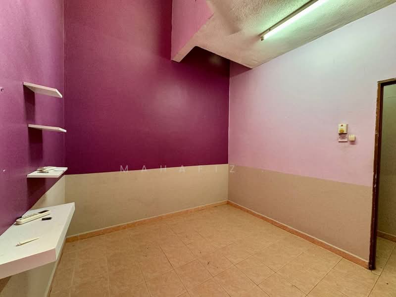 Rumah Teres untuk Dijual di Seksyen 25 (Shah Alam) - Mahafiz . - PropertyGuru.com.my