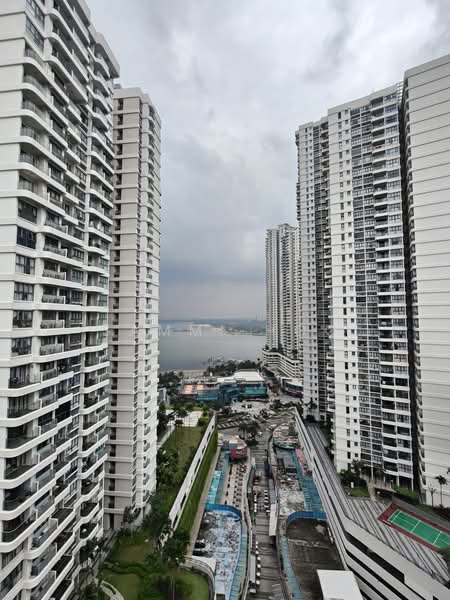 Kondominium untuk Disewa di Bay Point @ Country Garden Danga Bay - Sammi Hoo - PropertyGuru.com.my