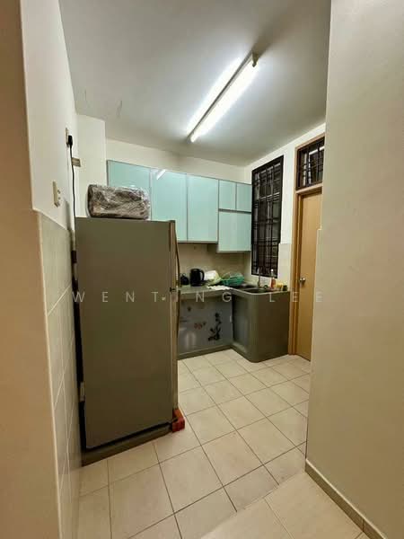 2-storey Terraced House for Sale in Johor Bahru (Johor) - Wenting Lee - Kitchen - PropertyGuru.com.my