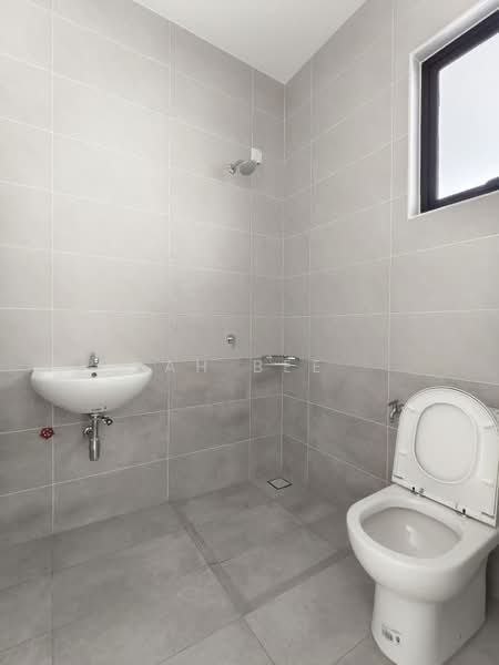 Cluster House for Sale in Taman Ekoflora (Johor Bahru) - Ah Bee - Bathroom - PropertyGuru.com.my