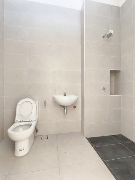 Cluster House for Sale in Taman Ekoflora (Johor Bahru) - Ah Bee - Bathroom - PropertyGuru.com.my
