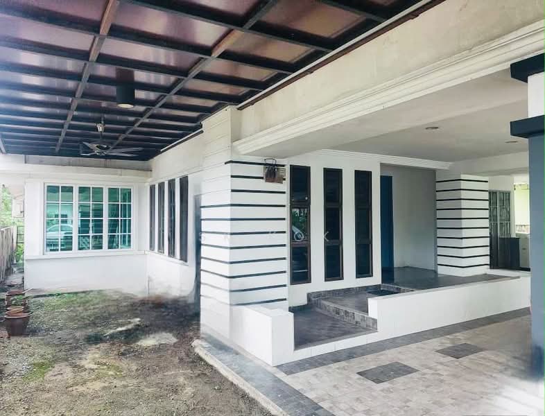 Rumah Banglo untuk Dijual di Taman Chepor Indah (Chemor) - SK Kok - PropertyGuru.com.my