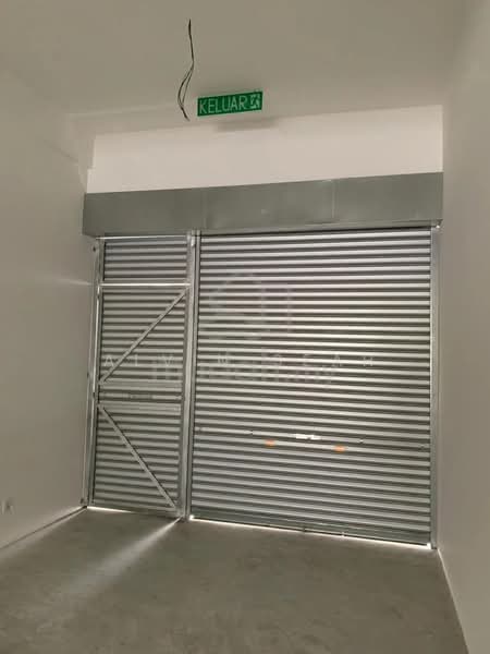 Kedai untuk Dijual di Kajang East (Semenyih) - Alvin Seah - Entrance - PropertyGuru.com.my