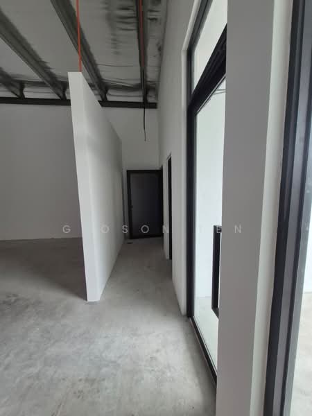 Shop for Rent in Taman Desa Cemerlang (Ulu Tiram) - Gloson Ten - Interior - PropertyGuru.com.my