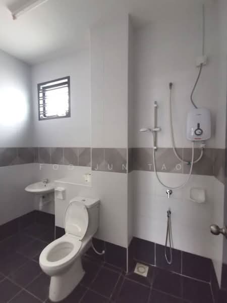 2-storey Terraced House for Rent in Jemaluang (Johor) - Foo Jun Tao - Bathroom - PropertyGuru.com.my