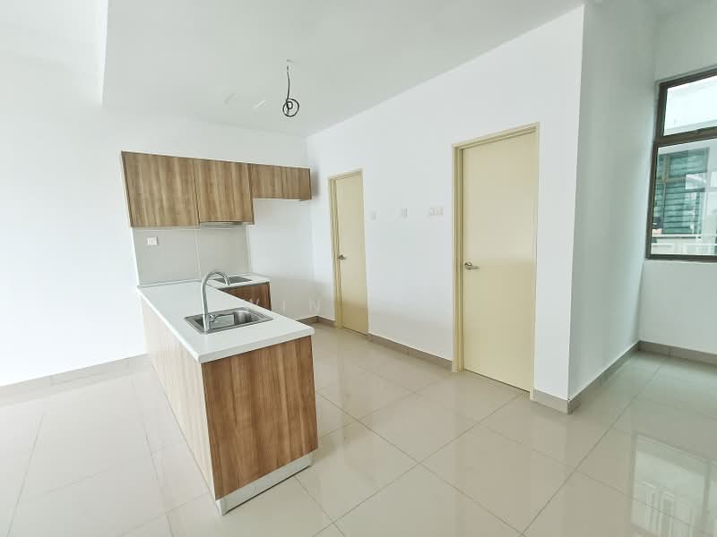 Service Residence for Sale at Palazio - Win Kam - Kitchen - PropertyGuru.com.my