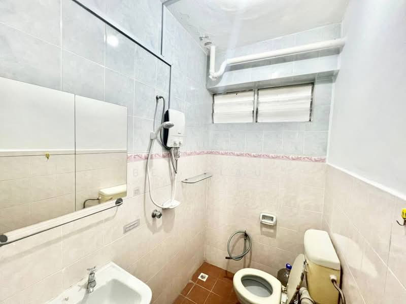 Apartment for Rent at Taman Kang Har Tong - Ben Liau - Bathroom - PropertyGuru.com.my