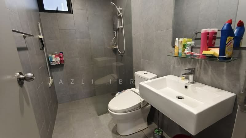 Service Residence for Sale at M Vertica - Azli Ibrahim - Bathroom - PropertyGuru.com.my