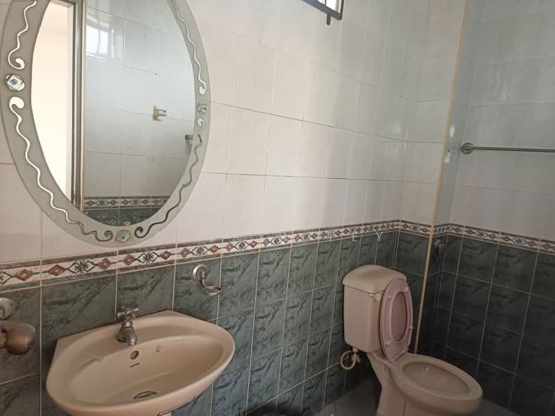 Bungalow for Sale in Johor Bahru (Johor) - Cheryl Tey - Bathroom - PropertyGuru.com.my