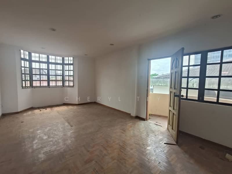 Bungalow for Sale in Johor Bahru (Johor) - Cheryl Tey - Living Room - PropertyGuru.com.my