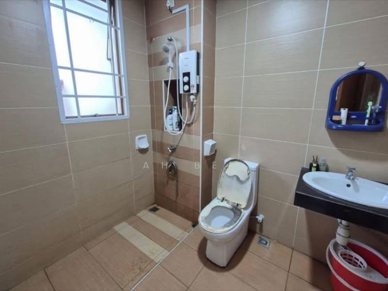 Terraced House for Sale in Kulai (Johor) - Ah Bee - Bathroom - PropertyGuru.com.my
