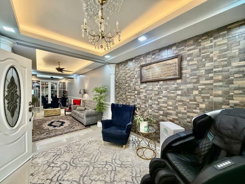 1-storey Terraced House for Sale in Taman Rakan (Kajang) - Azli Ibrahim - Living Room - PropertyGuru.com.my