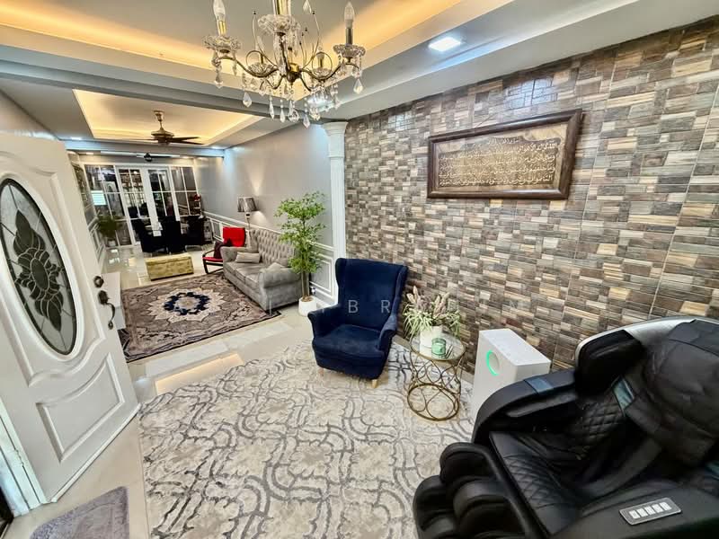 1-storey Terraced House for Sale in Taman Rakan (Kajang) - Azli Ibrahim - Living Room - PropertyGuru.com.my