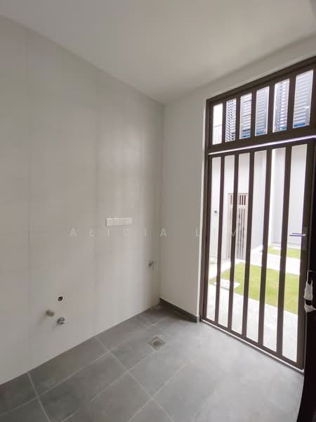 Rumah Kluster untuk Dijual di Austin Crest (Johor Bahru) - Alicia Lim - PropertyGuru.com.my