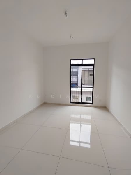 Rumah Kluster untuk Dijual di Austin Crest (Johor Bahru) - Alicia Lim - PropertyGuru.com.my