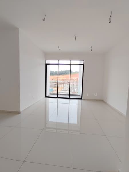 Rumah Kluster untuk Dijual di Austin Crest (Johor Bahru) - Alicia Lim - PropertyGuru.com.my