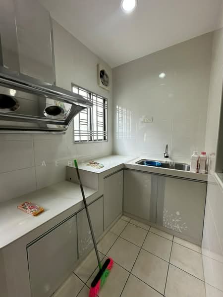 Rumah Teres 2 Tingkat untuk Dijual di Skudai (Johor) - Albert Liew - Kitchen - PropertyGuru.com.my