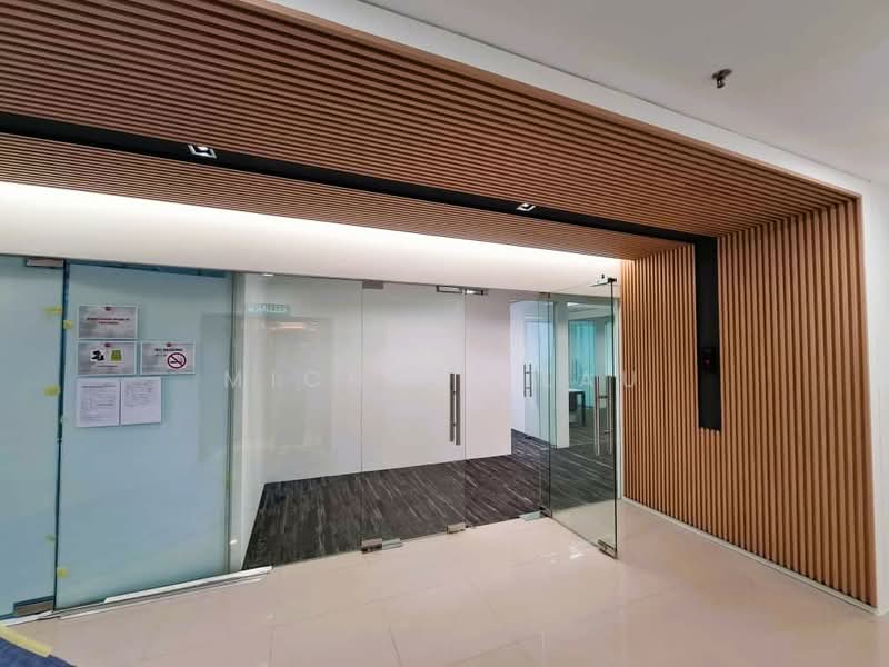 Pejabat untuk Disewa di Petaling Jaya (Selangor) - Michael Lau - Entrance - PropertyGuru.com.my