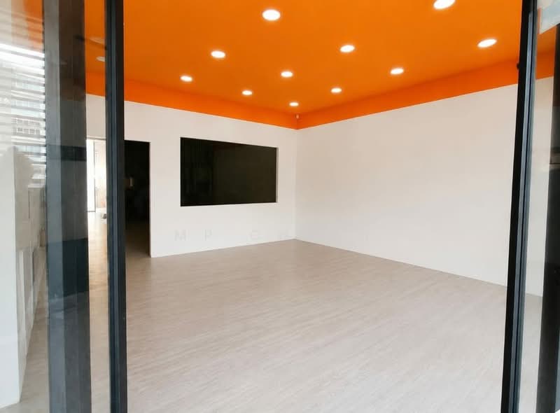 Shop / Office for Rent in Taman Mount Austin (Tebrau) - MP Chuah - Interior - PropertyGuru.com.my