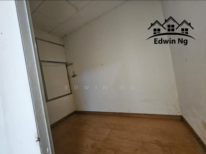 1-storey Terraced House for Sale in Taman Seri Indah (Batu Maung) - Edwin Ng - Interior - PropertyGuru.com.my