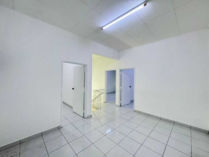 2-storey Terraced House for Sale in Taman Puteri Wangsa (Ulu Tiram) - Amber Hew - Interior - PropertyGuru.com.my