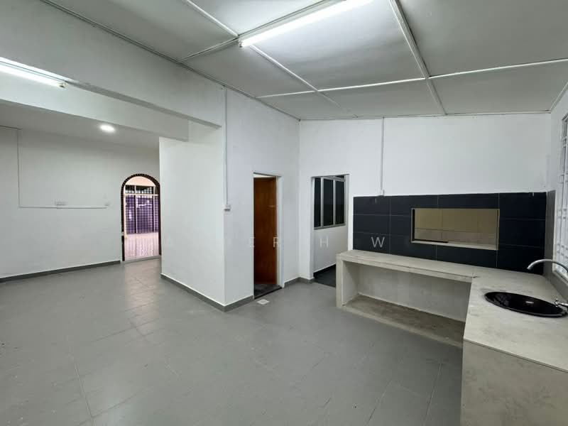 2-storey Terraced House for Sale in Taman Puteri Wangsa (Ulu Tiram) - Amber Hew - Interior - PropertyGuru.com.my