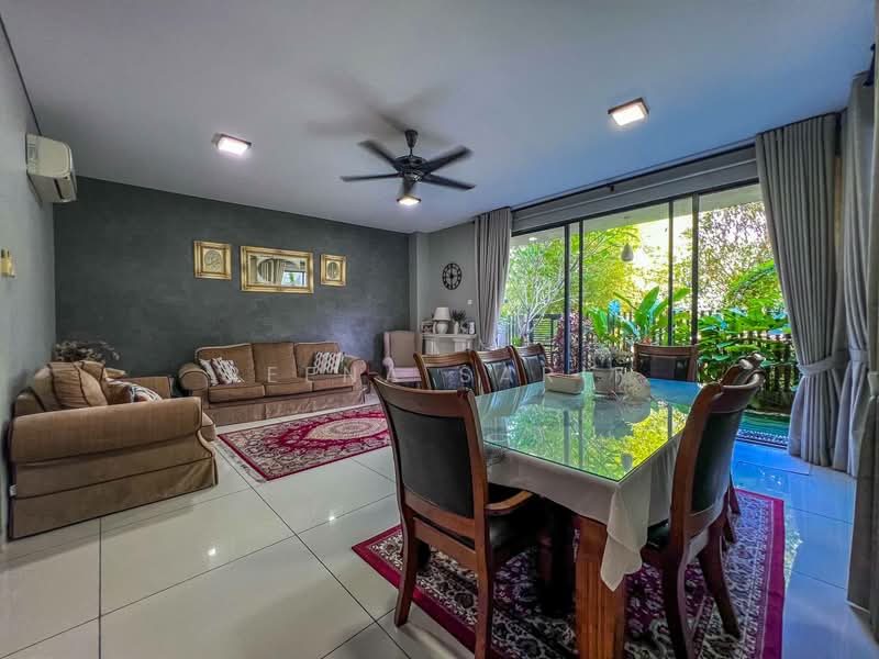 Rumah Teres 3-Tingkat untuk Dijual di Superlink 3 Storey Laman Glenmarie Shah Alam (Shah Alam) - Reena Sarif - Living Room - PropertyGuru.com.my