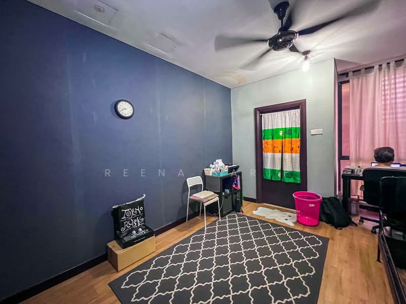 Rumah Teres 3-Tingkat untuk Dijual di Superlink 3 Storey Laman Glenmarie Shah Alam (Shah Alam) - Reena Sarif - Study - PropertyGuru.com.my