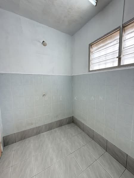 Rumah Teres 2 Tingkat untuk Dijual di Ipoh (Perak) - Jodie Kuan - Sharing Bathroom  - PropertyGuru.com.my