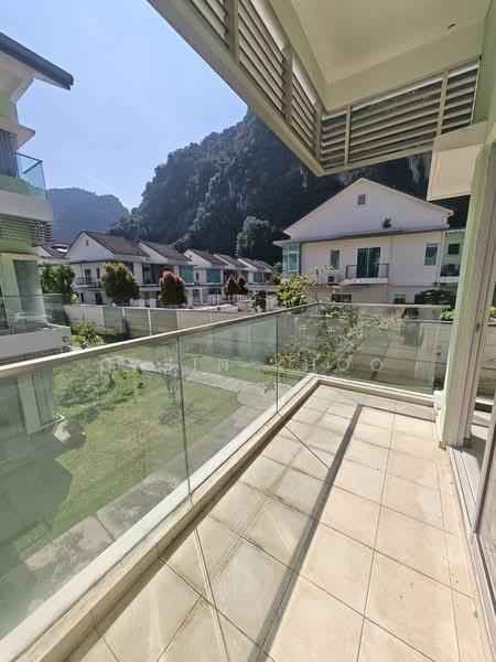 Rumah Bandar untuk Dijual di Tambun (Perak) - Qazin Khoo - Balcony - PropertyGuru.com.my