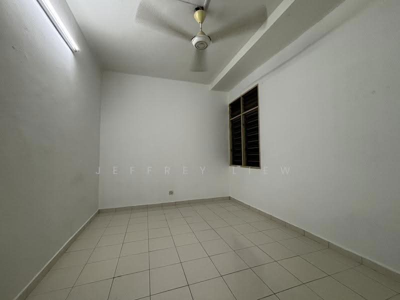Apartment for Rent at Pangsapuri Lagoon Perdana - Jeffrey Liew - PropertyGuru.com.my