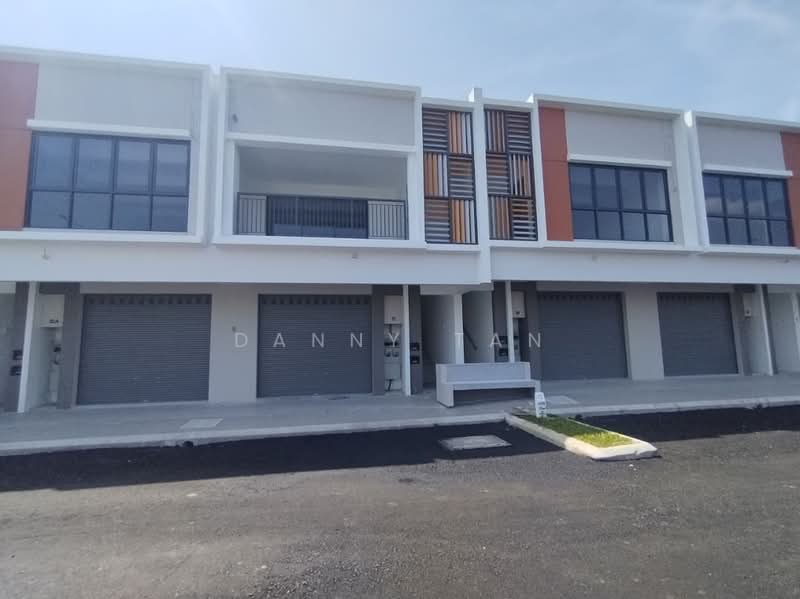 Shop / Office for Rent in Bandar Rimbayu (Telok Panglima Garang) - Danny Tan - Exterior - PropertyGuru.com.my