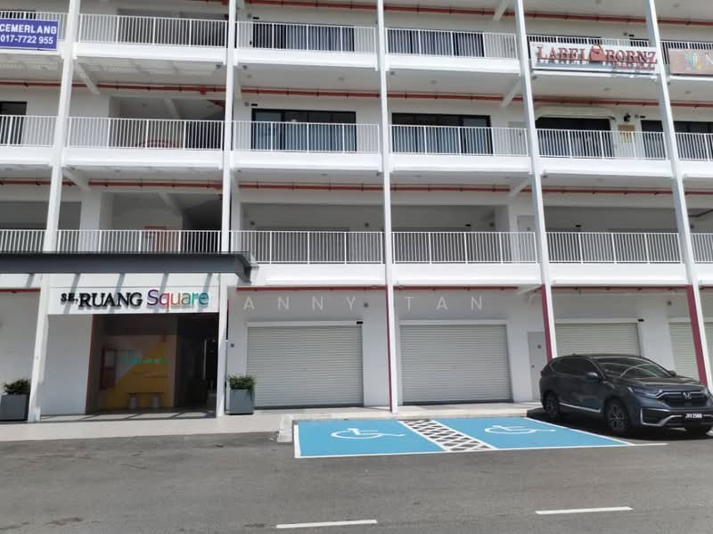 Shop / Office for Rent in Bandar Rimbayu (Telok Panglima Garang) - Danny Tan - Exterior - PropertyGuru.com.my