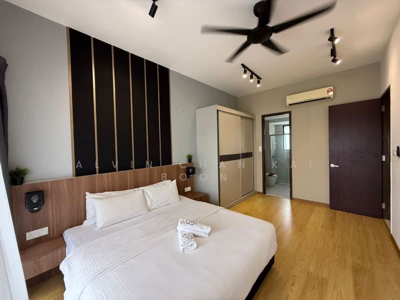 Kondominium untuk Dijual di Bay Point @ Country Garden Danga Bay - Alvin Chan Kai Boon - Bedroom - PropertyGuru.com.my
