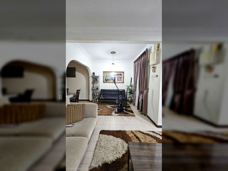 Rumah Teres 2 Tingkat untuk Dijual di SS7 (Petaling Jaya) - Reena Sarif - Living Room - PropertyGuru.com.my