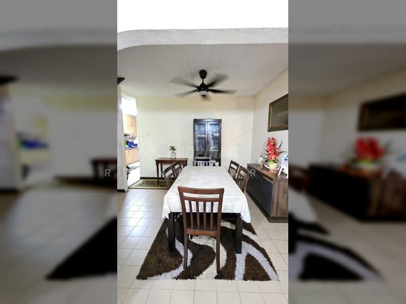 Rumah Teres 2 Tingkat untuk Dijual di SS7 (Petaling Jaya) - Reena Sarif - Dining Room - PropertyGuru.com.my