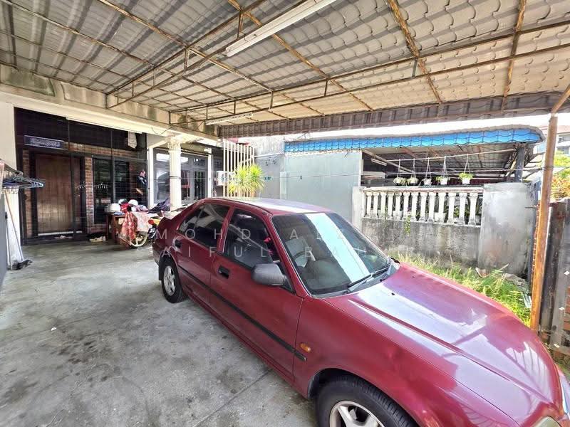 Rumah Teres 1-Tingkat untuk Dijual di Bandar Baru Bangi (Selangor) - Mohd Aizat Saiful Bahri - Exterior - PropertyGuru.com.my
