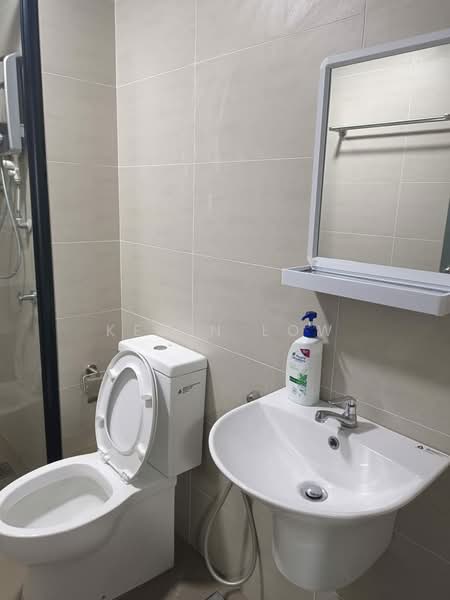 Servis Apartment untuk Disewa di TRIO By Setia - KEVIN LOW - Bathroom - PropertyGuru.com.my