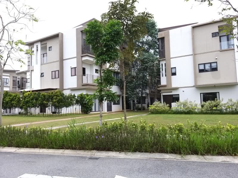 Townhouse for Rent in 16 Sierra (Puchong) - Rainy Kee - Exterior - PropertyGuru.com.my
