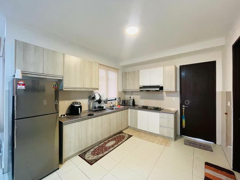 Townhouse for Rent in Shah Alam (Selangor) - Salawati Busro - Kitchen - PropertyGuru.com.my