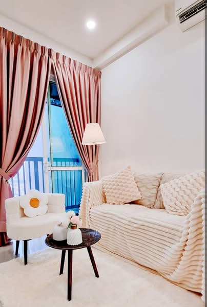 Servis Apartment untuk Disewa di Plaza @ Kelana Jaya - Wind Mah - Living Room - PropertyGuru.com.my
