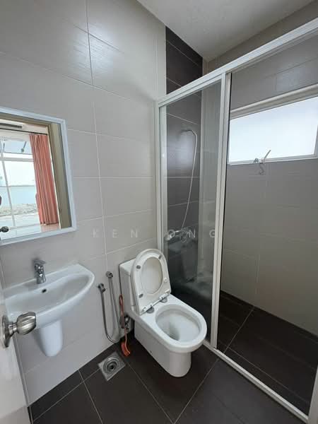 Semi-Detached House for Rent in Setia Eco Park (Setia Alam) - Ken Ong - Bathroom - PropertyGuru.com.my