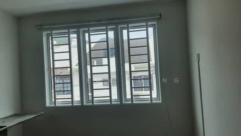 Shop for Rent in Taman Tambun Jaya (Tambun) - Vivian Foong - Interior - PropertyGuru.com.my