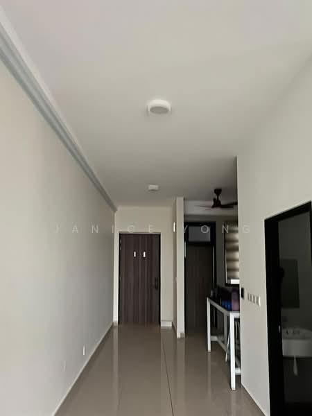Servis Apartment untuk Dijual di Twin Tower Residence - Janice Yong - Corridor - PropertyGuru.com.my