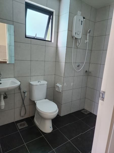 Servis Apartment untuk Disewa di Edusphere - KK Yap - Bathroom - PropertyGuru.com.my