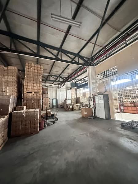 Warehouse for Rent in Petaling Jaya (Selangor) - Veron Leong - Interior - PropertyGuru.com.my