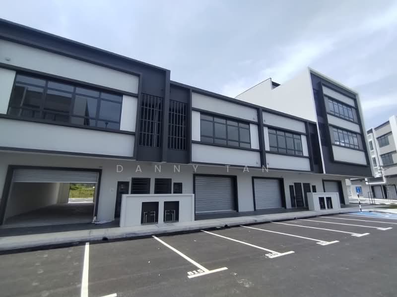 Kedai / Pejabat untuk Dijual di Bandar Rimbayu (Telok Panglima Garang) - Danny Tan - Exterior - PropertyGuru.com.my
