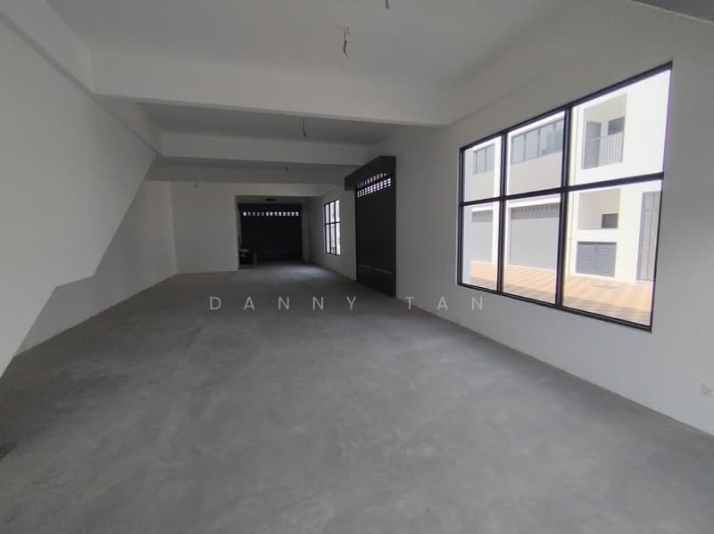 Kedai / Pejabat untuk Dijual di Bandar Rimbayu (Telok Panglima Garang) - Danny Tan - Interior - PropertyGuru.com.my