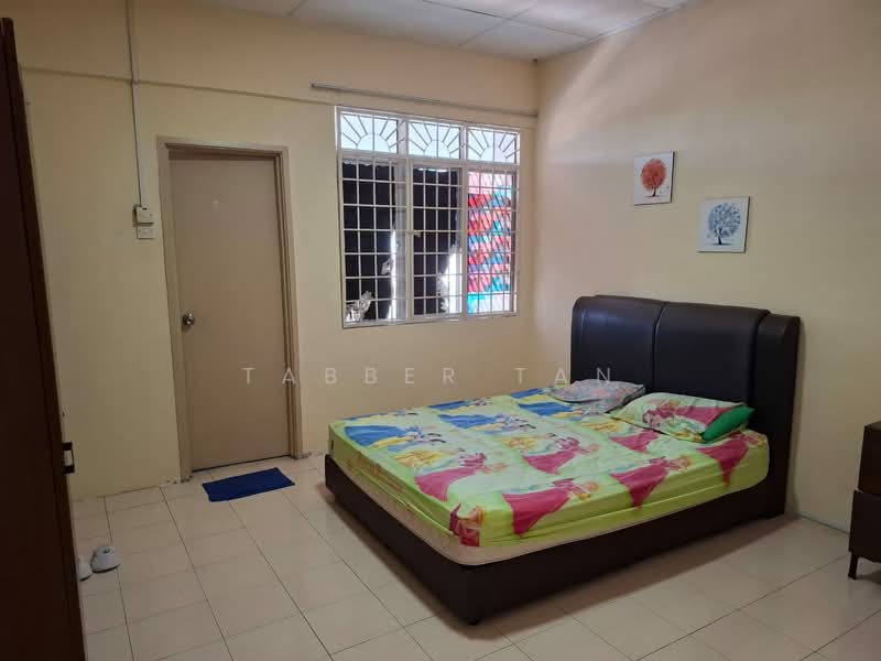 Pangsapuri untuk Disewa di Vista Harmoni - Tabber Tan - Bedroom - PropertyGuru.com.my